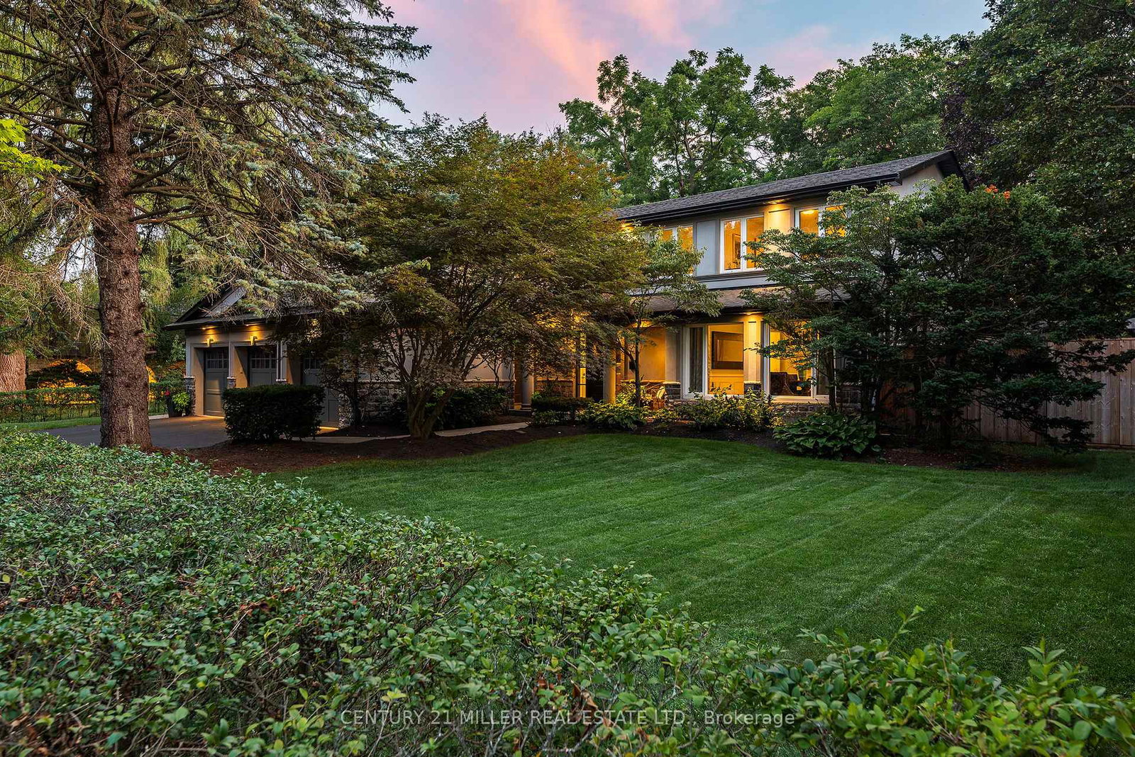 240-colchester-drive-oakville-ontario-w13706220