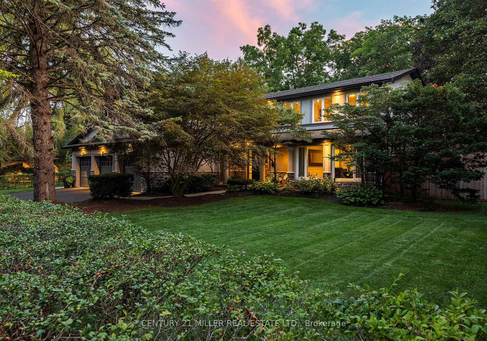 240-colchester-drive-oakville-ontario-w13706220