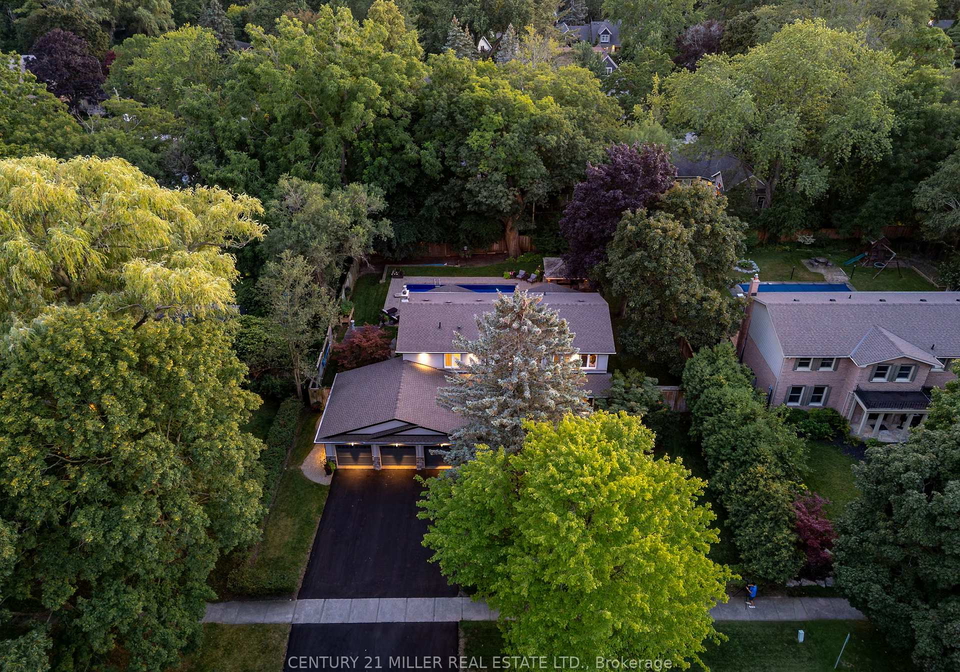240-colchester-drive-oakville-ontario-w13706220