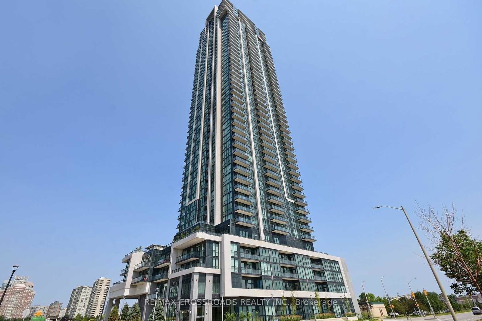 3975-grand-park-drive-mississauga-ontario-w13706310