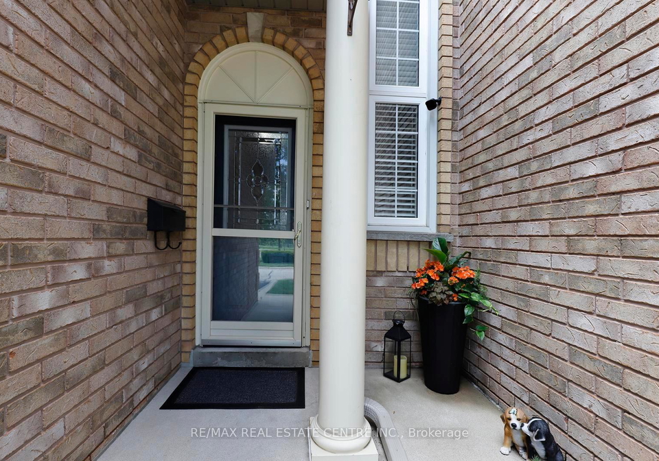 2022-atkinson-drive-burlington-ontario-w13706350