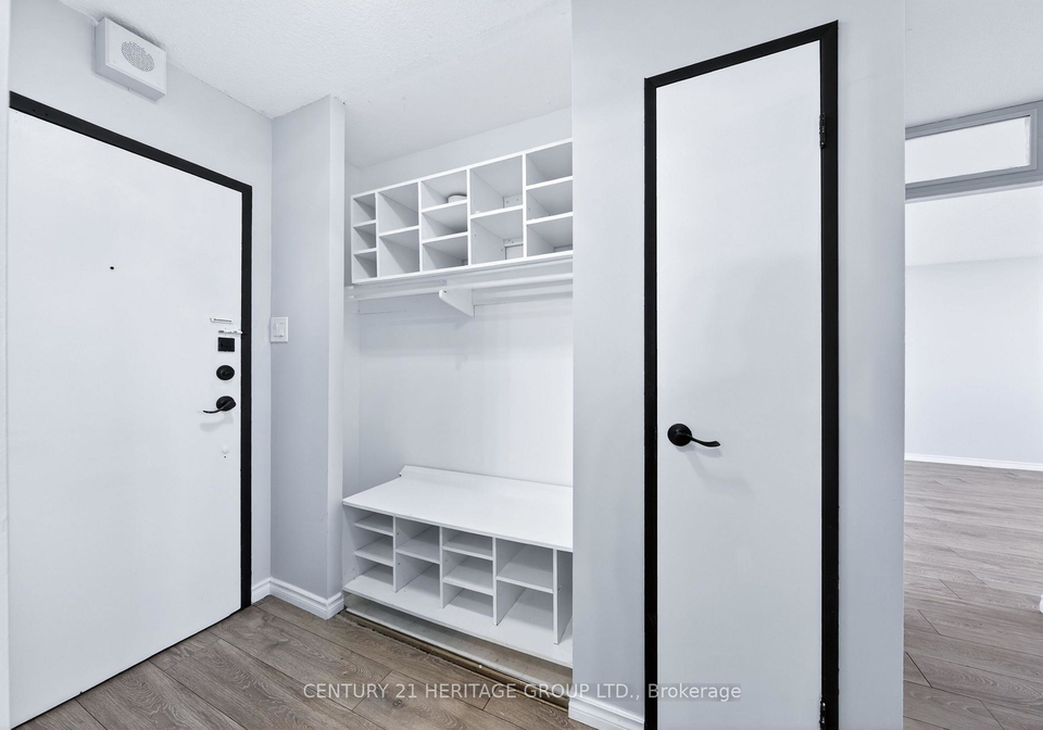 2645-kipling-avenue-toronto-etobicoke-ontario-w13706438
