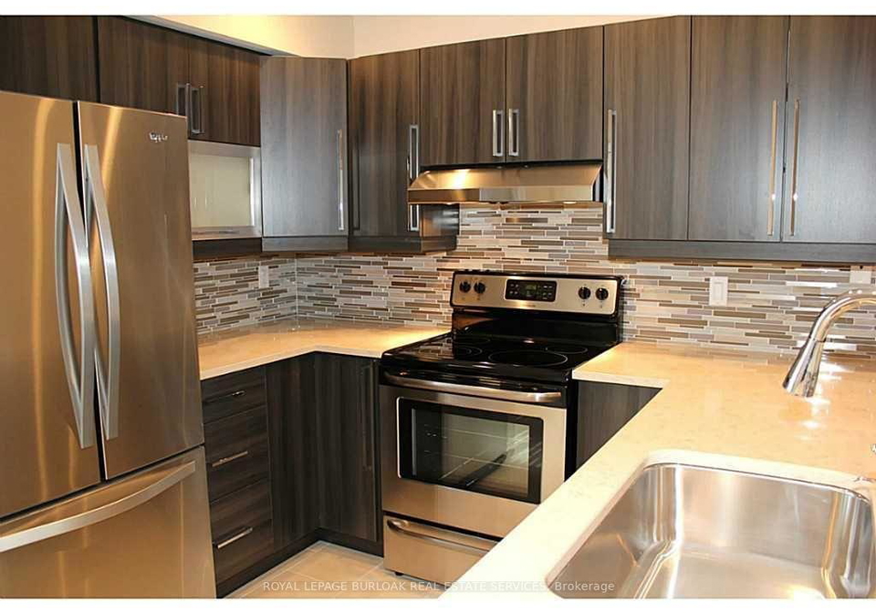 1411-walkers-line-burlington-ontario-w13706458