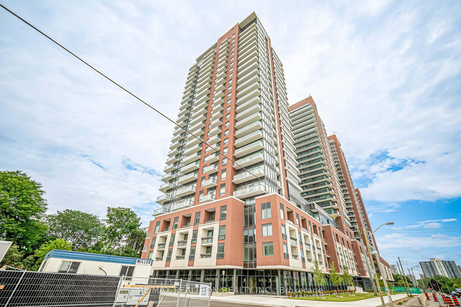 4010-eglinton-avenue-w-toronto-etobicoke-ontario-w13706498