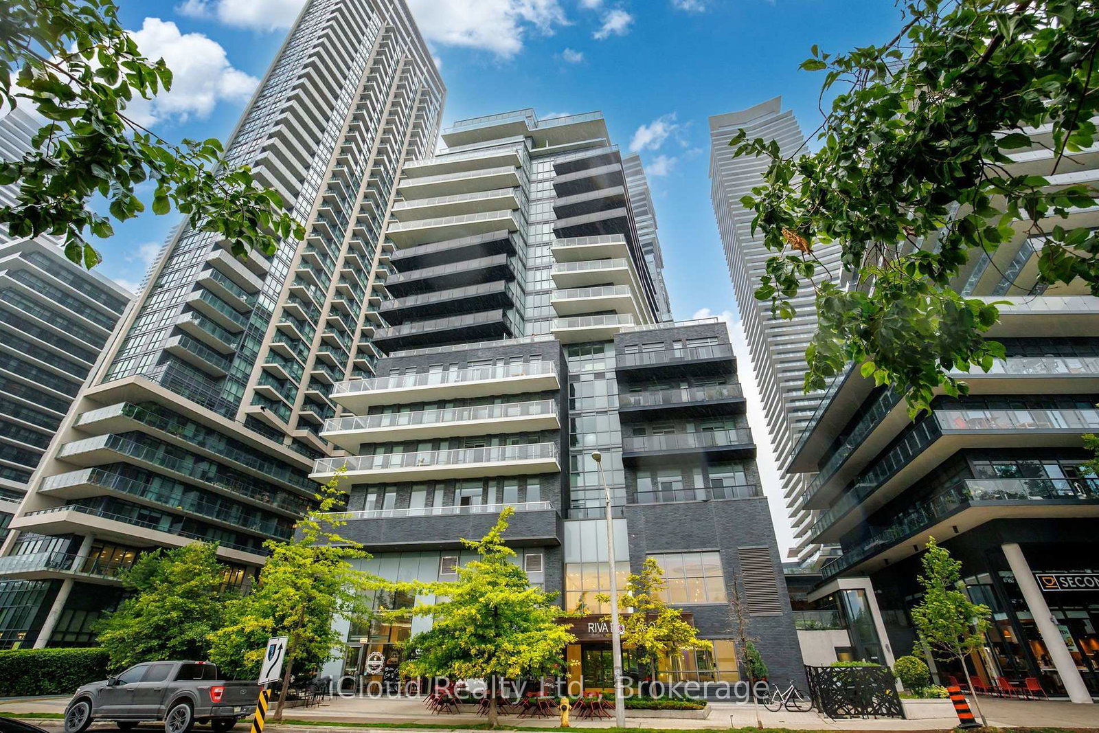 110-marine-parade-drive-toronto-etobicoke-ontario-w13706548