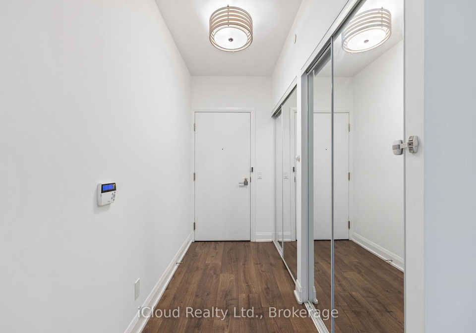 110-marine-parade-drive-toronto-etobicoke-ontario-w13706548