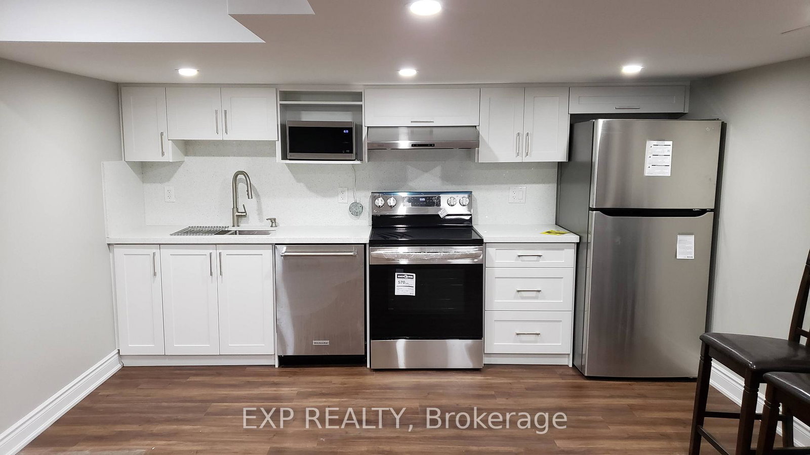 503-sixteen-mile-drive-oakville-ontario-w13706584