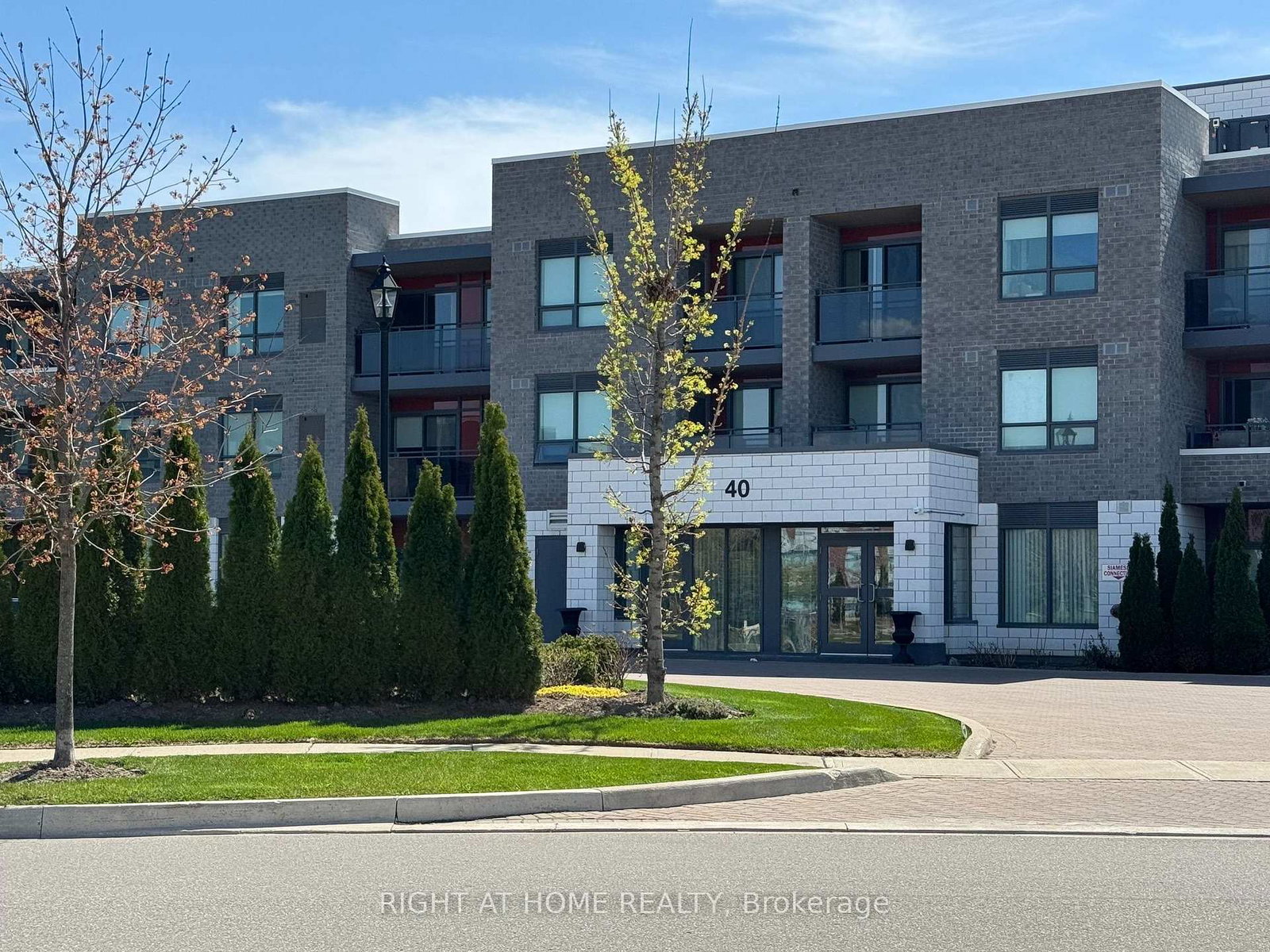 40-via-rosedale-way-brampton-ontario-w13706586