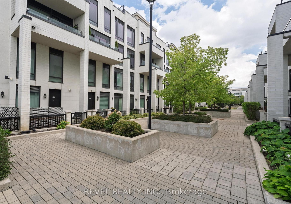 136-widdicombe-hill-boulevard-toronto-etobicoke-ontario-w13706678