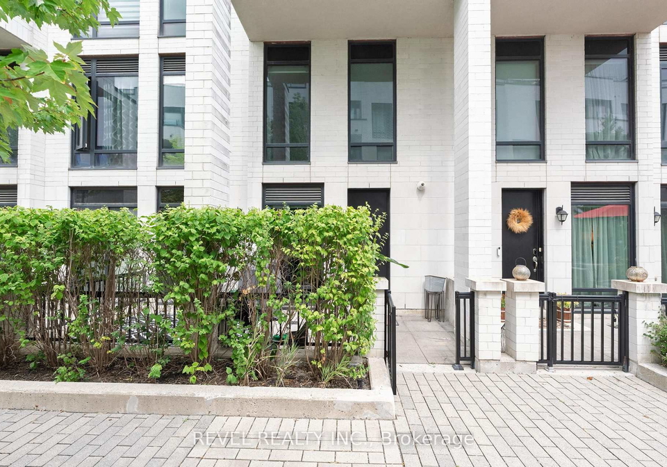136-widdicombe-hill-boulevard-toronto-etobicoke-ontario-w13706678