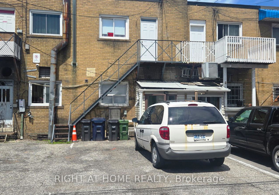 553-rogers-road-toronto-toronto-ontario-w13706894