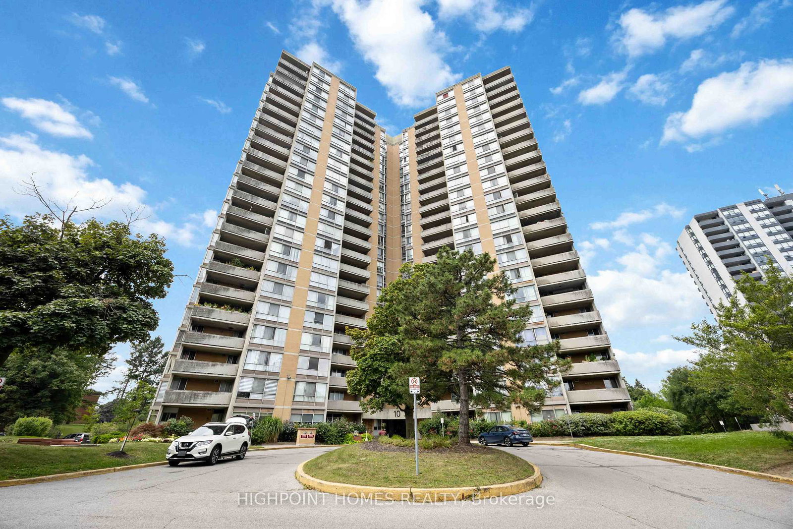 10-martha-eaton-way-toronto-north-york-ontario-w13706924