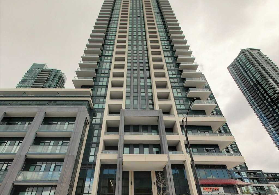 4055-parkside-drive-mississauga-ontario-w13707004