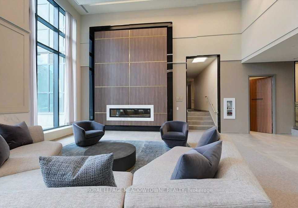 4055-parkside-drive-mississauga-ontario-w13707004