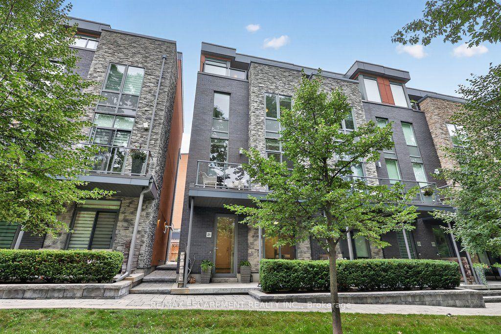 21-godfreys-lane-mississauga-ontario-w13707246