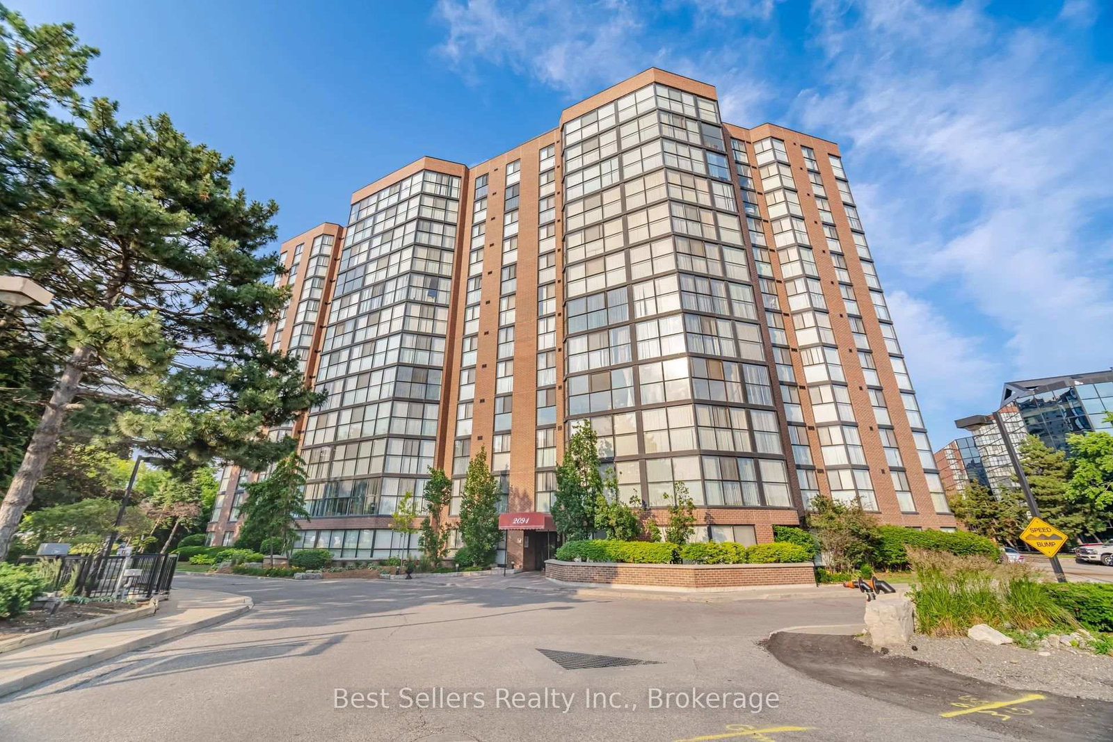 2091-hurontario-street-mississauga-ontario-w13707308