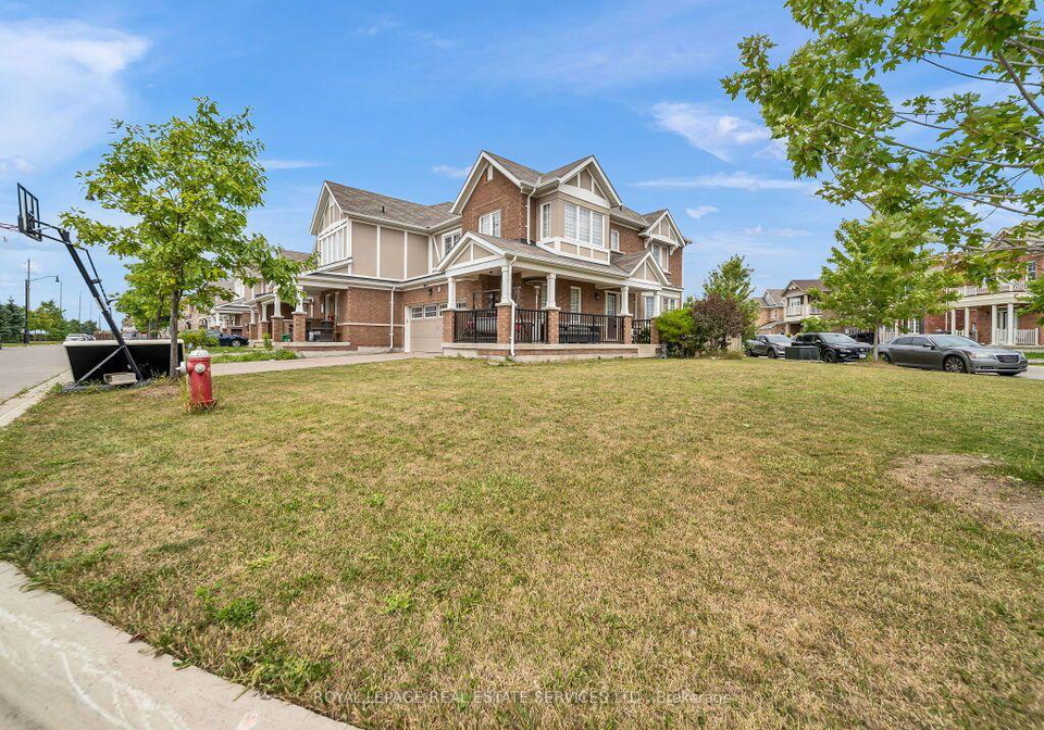 61-rockbrook-trail-brampton-ontario-w13707468