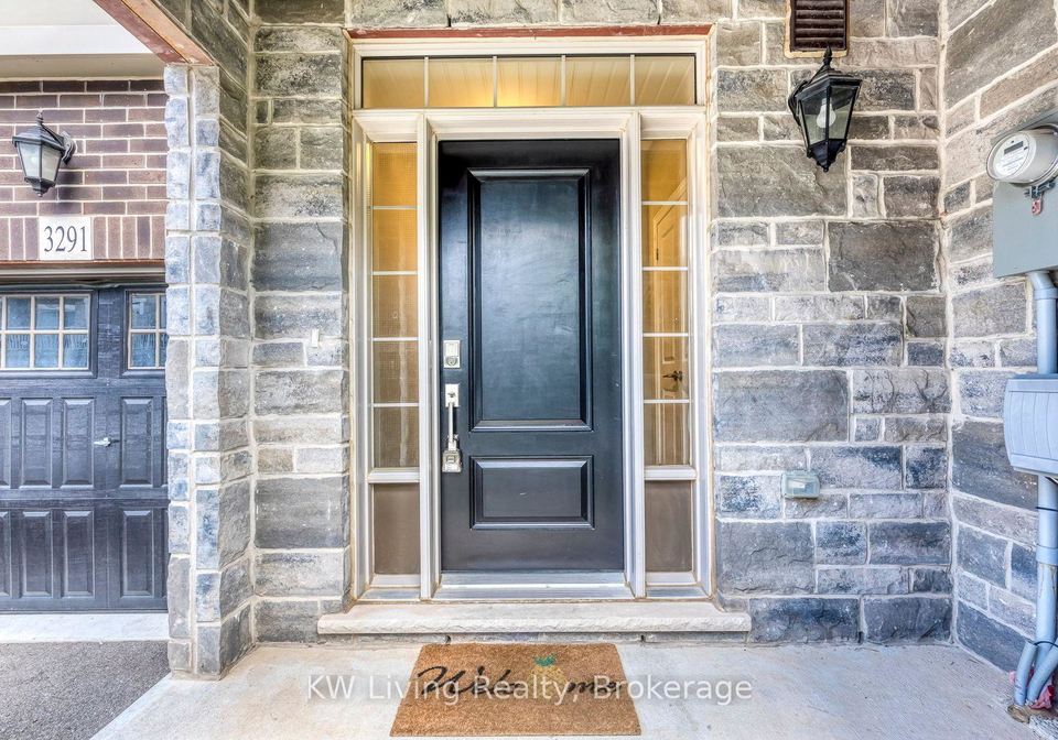 3291-mockingbird-common-oakville-ontario-w13707470