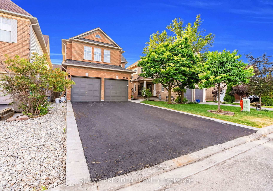 2362-bankside-drive-mississauga-ontario-w13707492