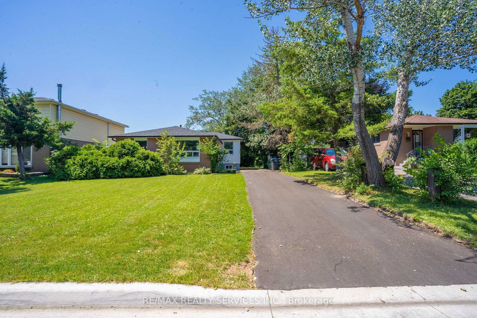 23-fidelia-crescent-brampton-ontario-w13707498