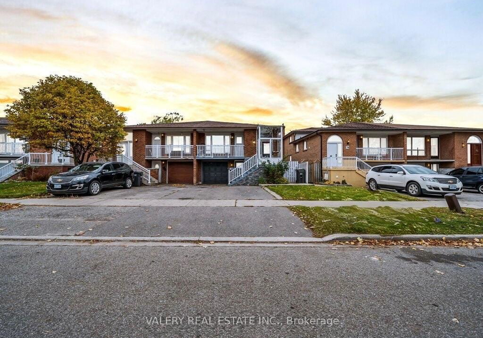 72-dantek-court-brampton-ontario-w13707656