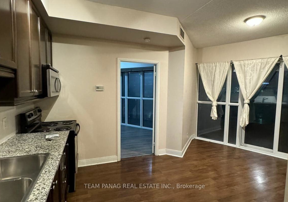 60-absolute-avenue-mississauga-ontario-w13707702
