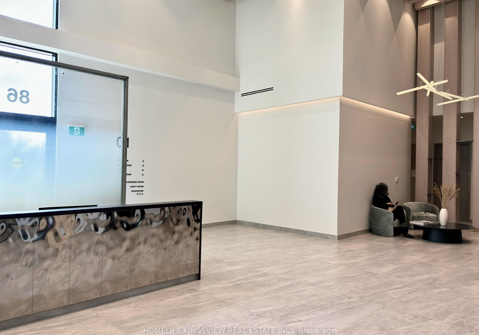 86-dundas-street-e-mississauga-ontario-w13707756