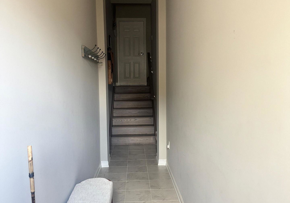 126-burnhamthorpe-road-e-oakville-ontario-w13707890