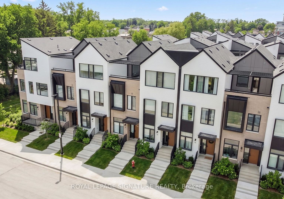 40-lou-parsons-way-s-mississauga-ontario-w13707986