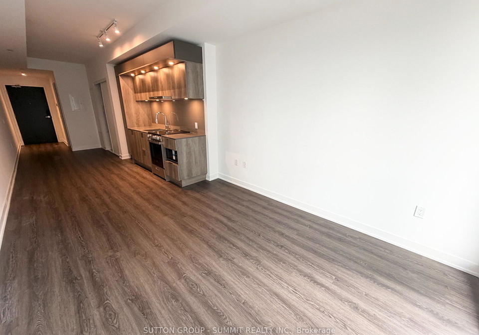 448-burnhamthorpe-road-w-mississauga-ontario-w13708030