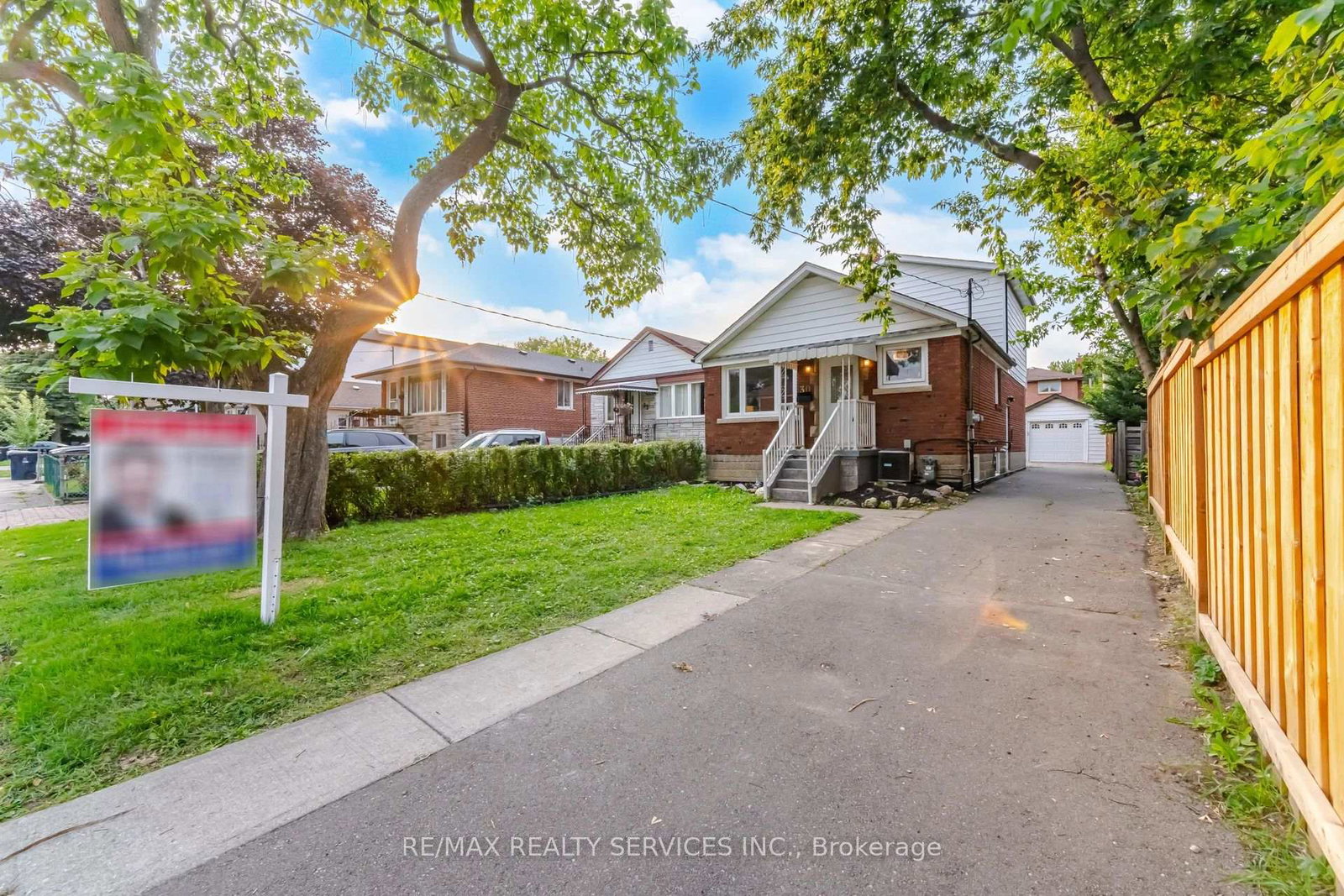 30-elder-avenue-toronto-etobicoke-ontario-w13708080