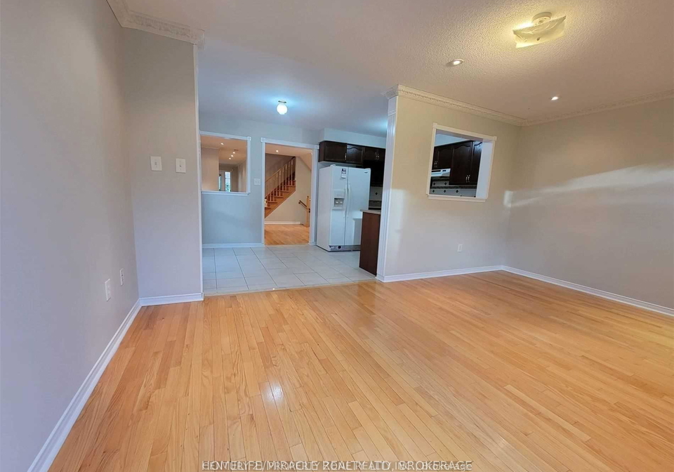 8-galtee-road-brampton-ontario-w13708154