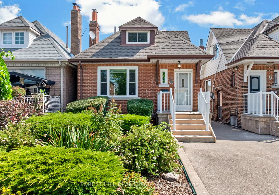 11-yarrow-road-toronto-toronto-ontario-w13708234