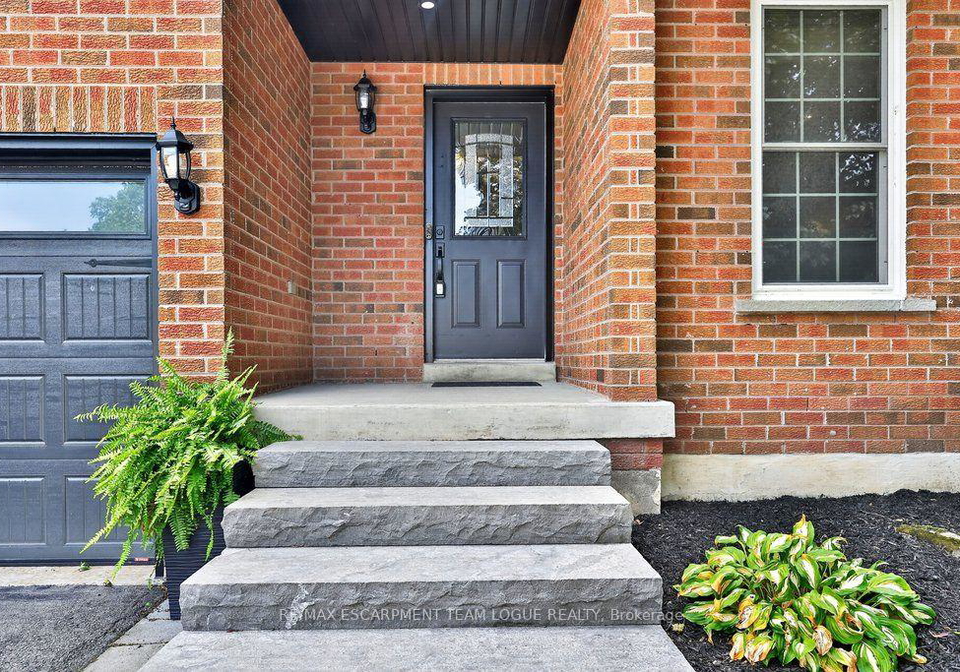 2114-country-club-drive-burlington-ontario-w13708272