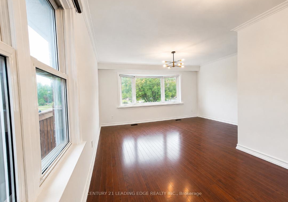 28-eringate-drive-toronto-etobicoke-ontario-w13708478