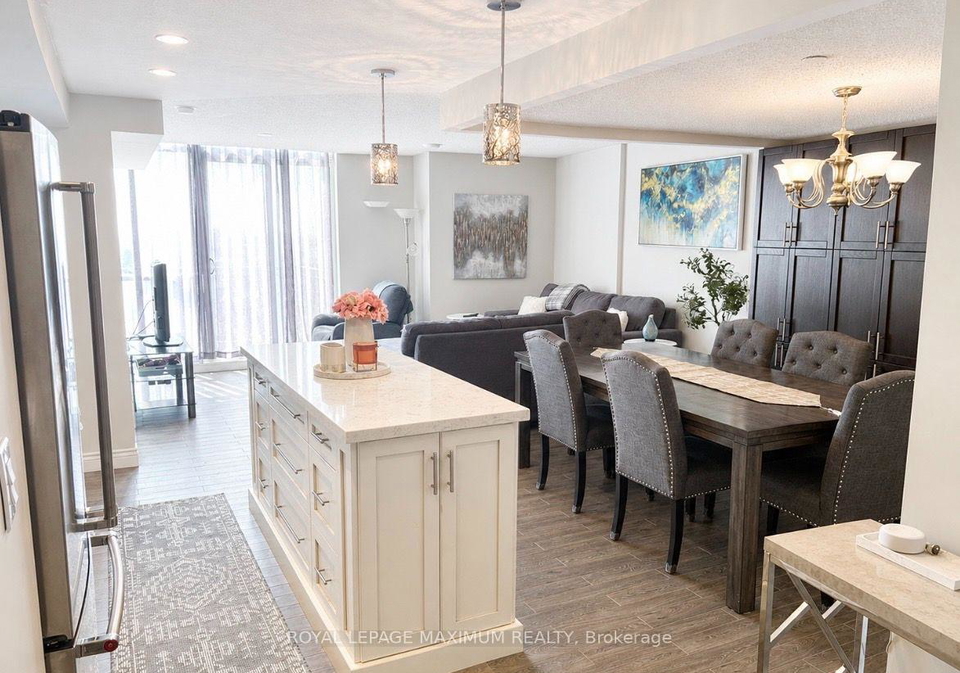 800-lawrence-avenue-w-toronto-north-york-ontario-w13708576