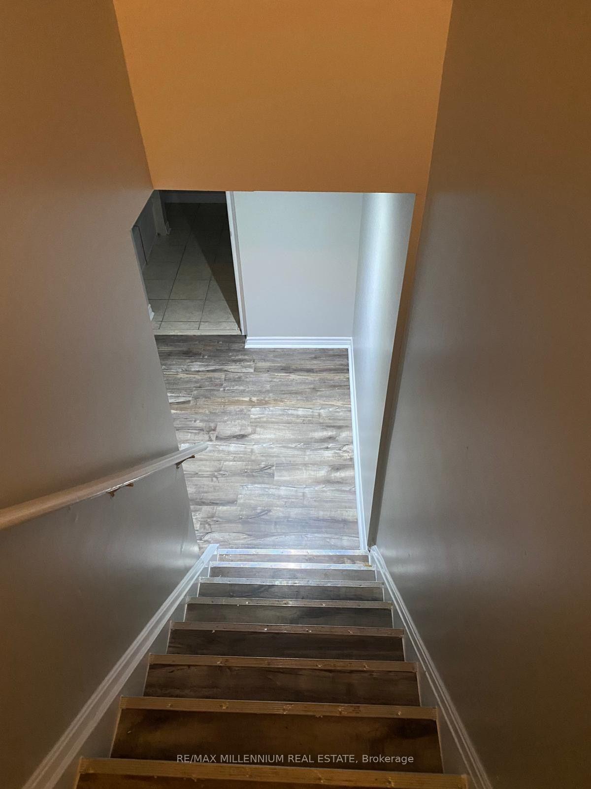 35-southlake-boulevard-brampton-ontario-w13708622