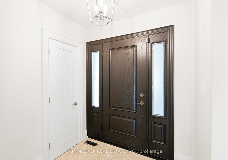 1613-wembury-road-mississauga-ontario-w13708668