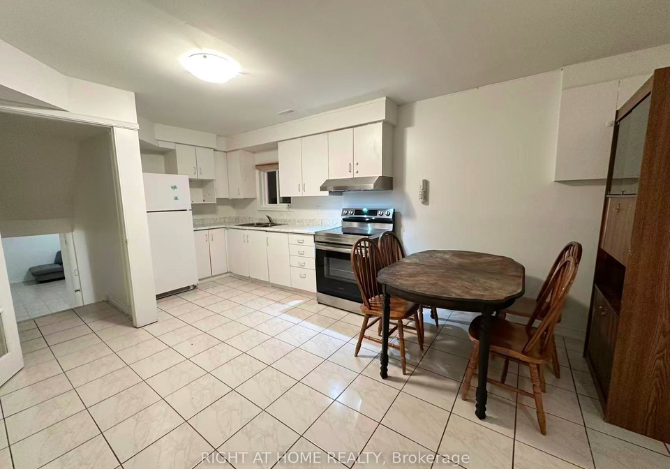 4125-bishopstoke-lane-mississauga-ontario-w13708702