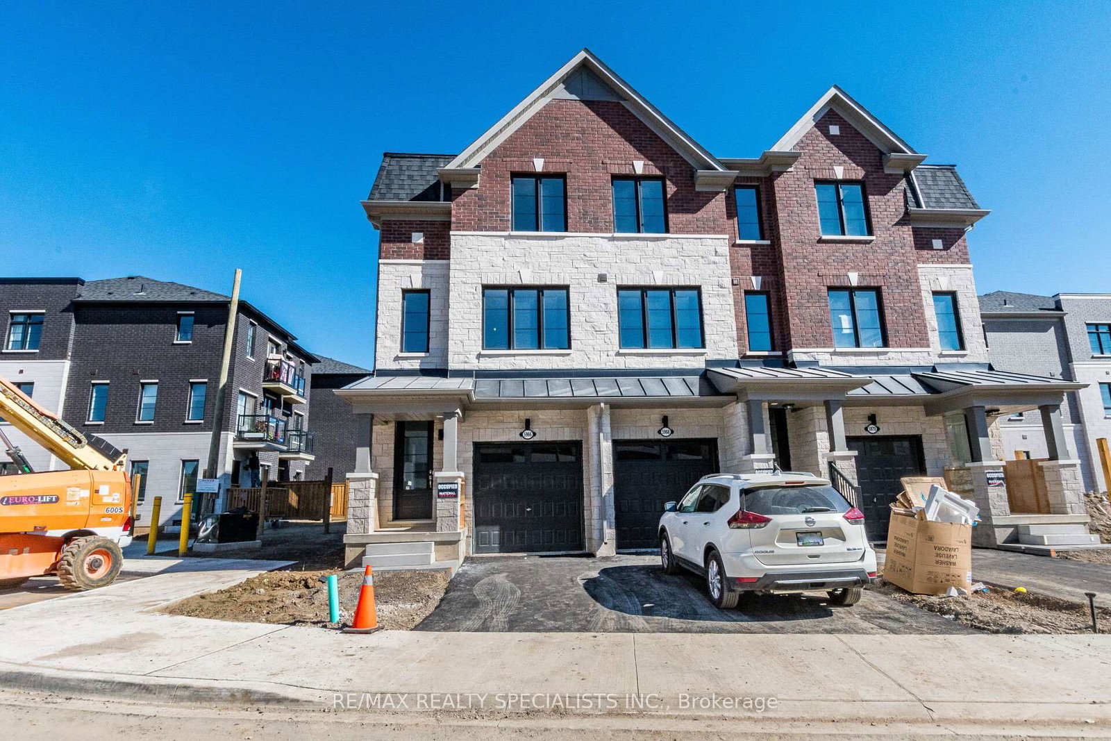 5966-saigon-street-mississauga-ontario-w13708866