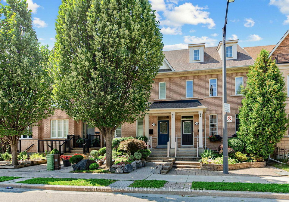 28-herzberg-gardens-toronto-york-ontario-w13708990