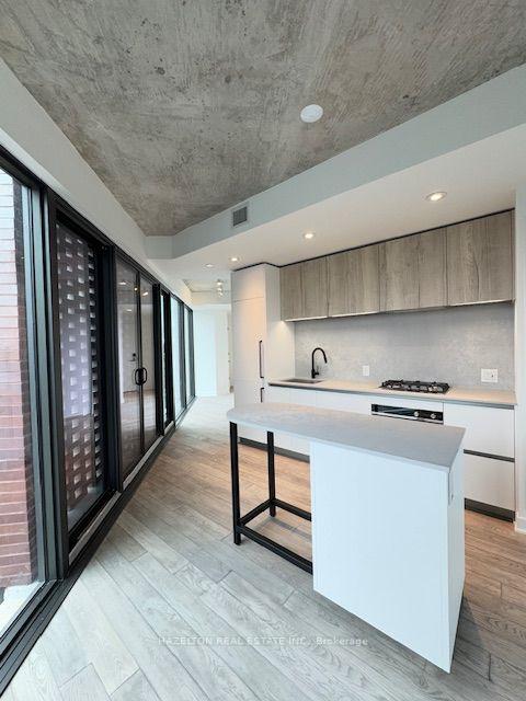 2625-dundas-street-w-toronto-toronto-ontario-w13708992