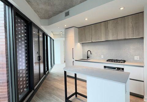 2625-dundas-street-w-toronto-toronto-ontario-w13708992