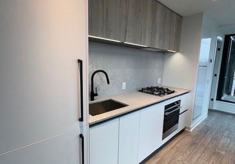 2625-dundas-street-w-toronto-toronto-ontario-w13708992