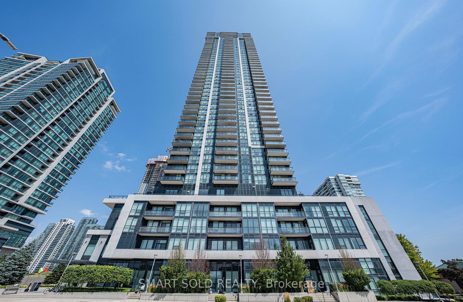3975-grand-park-drive-mississauga-ontario-w13709002