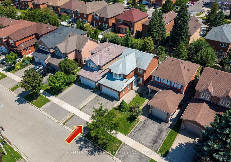 5806-mersey-street-mississauga-ontario-w13709048