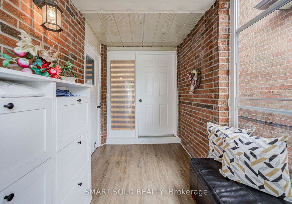 857-messenger-meadow-drive-mississauga-ontario-w13709054