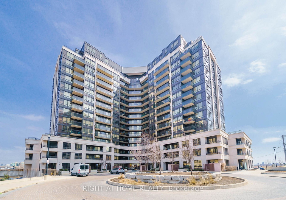 1060-sheppard-avenue-w-toronto-york-ontario-w13709308