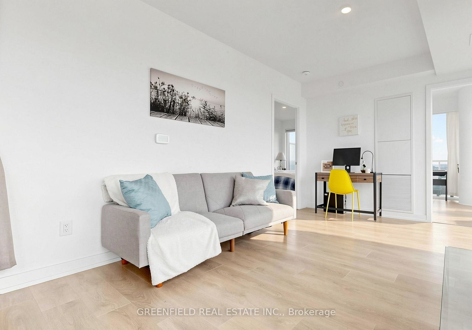 1100-sheppard-avenue-w-toronto-york-ontario-w13709312