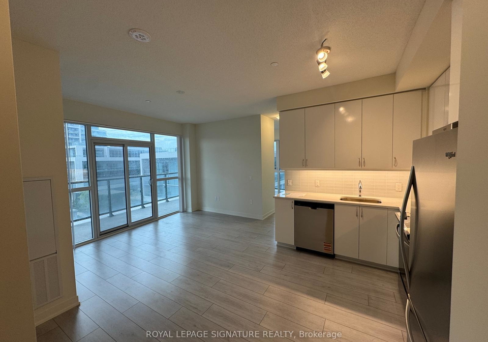 38-annie-craig-drive-toronto-etobicoke-ontario-w13709334